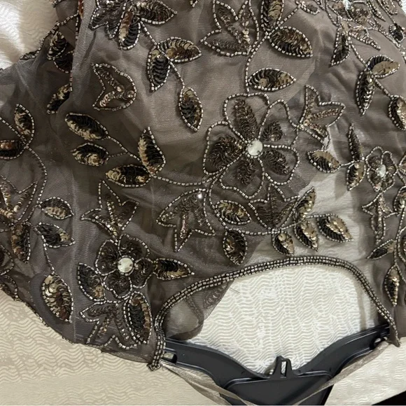 Adrianna Papell Brown Evening Gown - Picture 9 of 17